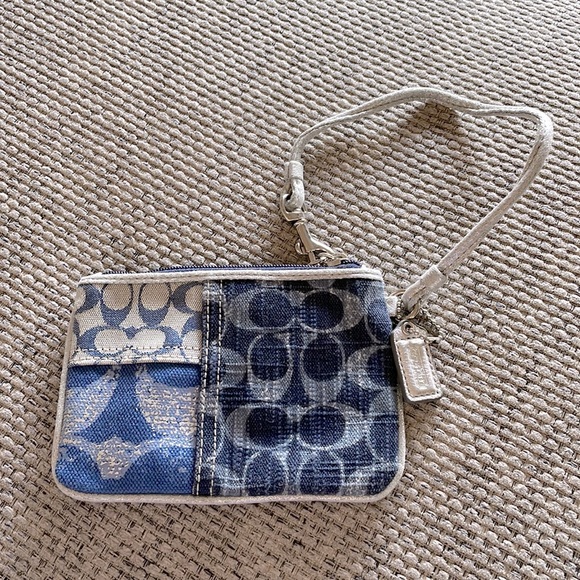 Coach Wristlet - Picture 2 of 2